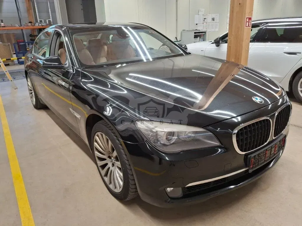 BMW 7 Series 750i 2010
