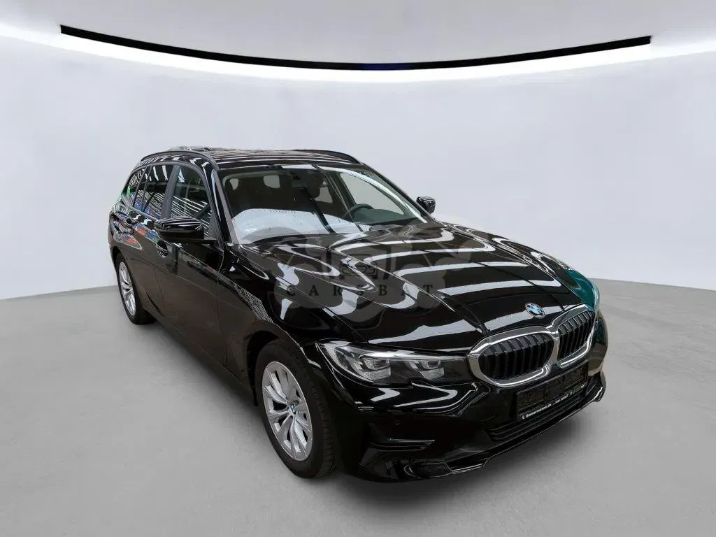 BMW 3 Series Touring 318d 2022