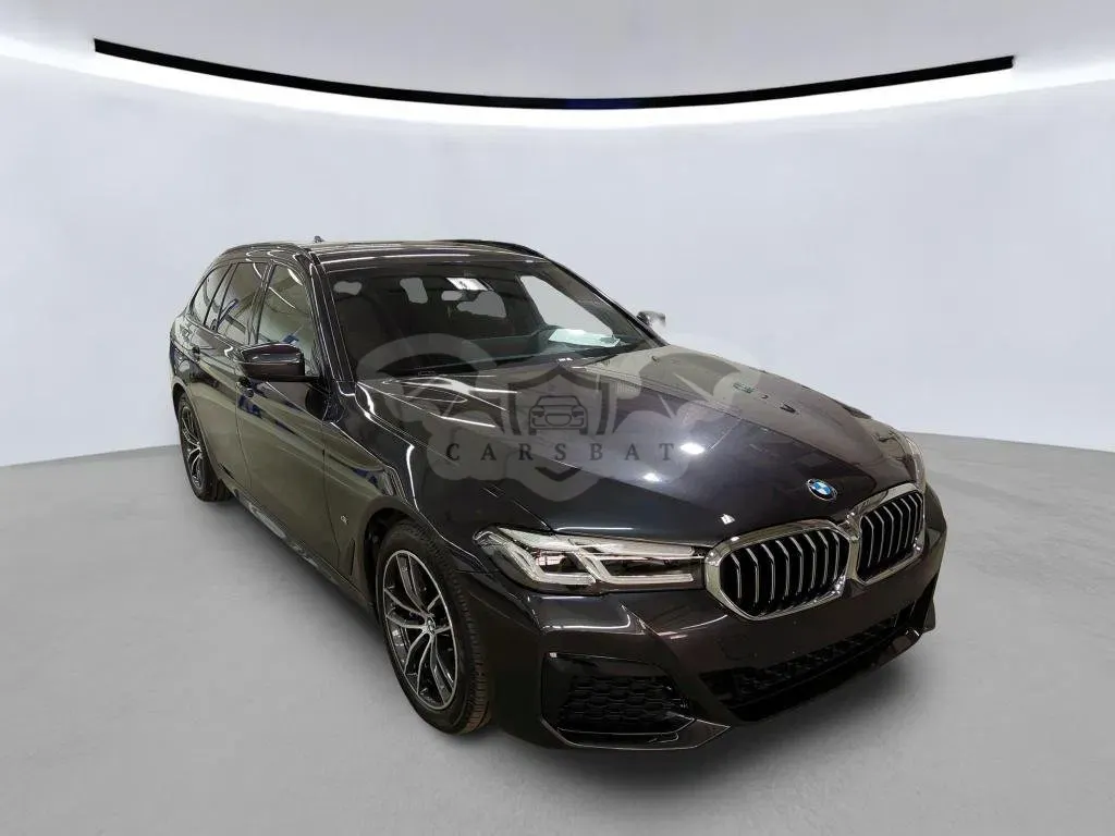 BMW 5 Series Touring 530e 2021