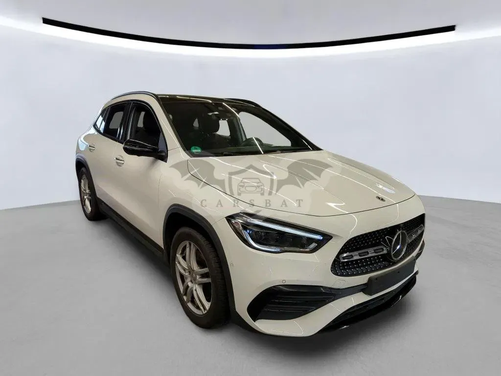 Mercedes-Benz GLA 220d 2021