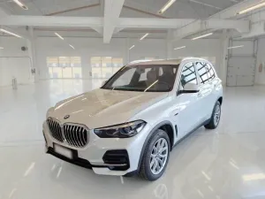 BMW X5 45e Business 2022