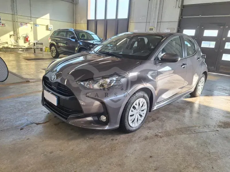 Toyota Yaris 1.5 Business 2021
