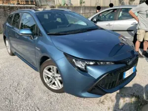 Toyota Corolla Touring Sports 1.8h Business 2021