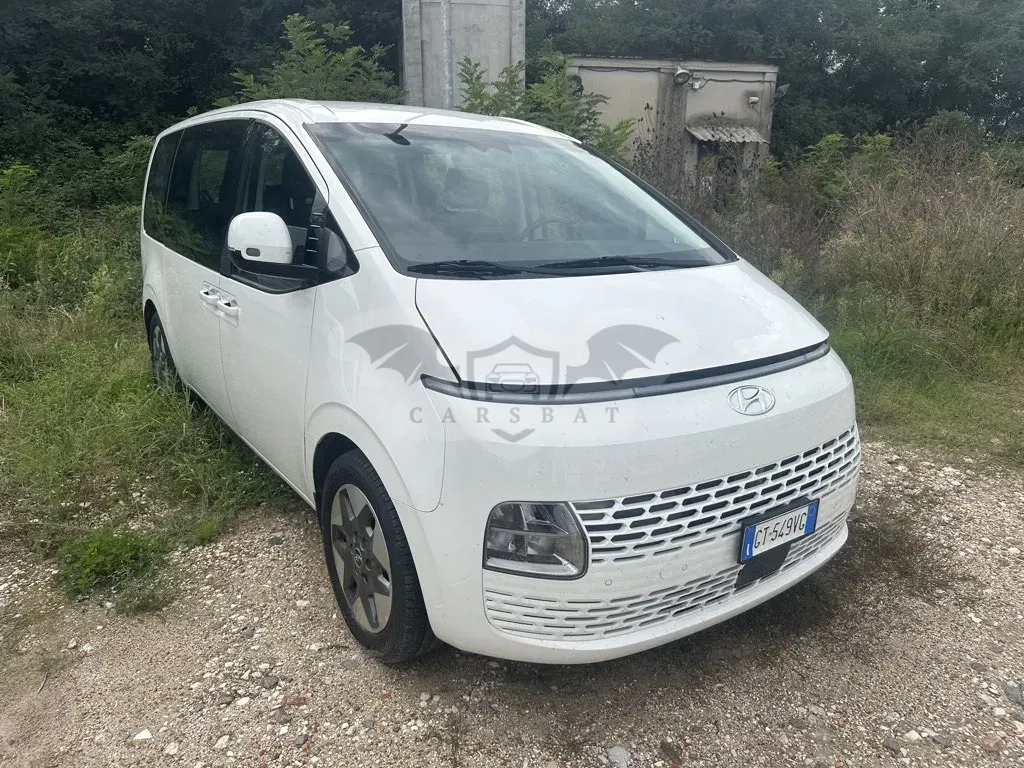 Hyundai Staria 2.2 2024