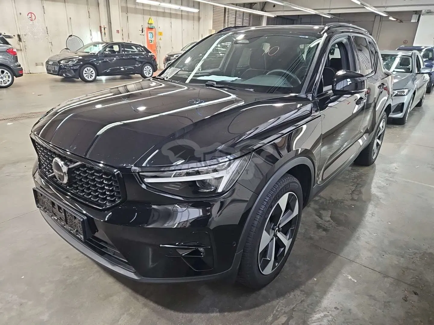 Volvo XC40 B3 Plus Dark 2025