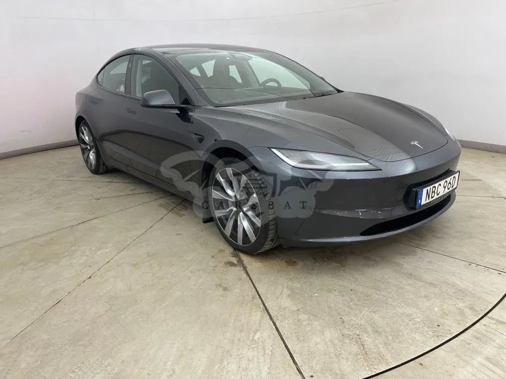 Tesla Model 3 Long Range 75 kWh 2024
