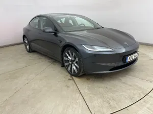 Tesla Model 3 Long Range 75 kWh 2024