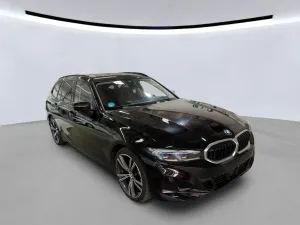 BMW 3 Series Touring 320d 2023