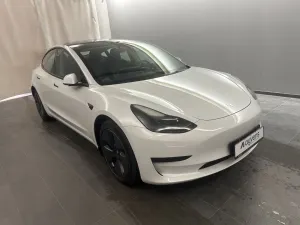 Tesla Model 3 60 kWh 2023
