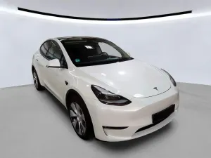 Tesla Model Y Long Range 82 kWh 2023
