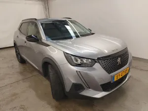 Peugeot 2008 1.2i Allure 2022