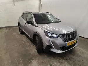 Peugeot 2008 1.2i Allure 2022