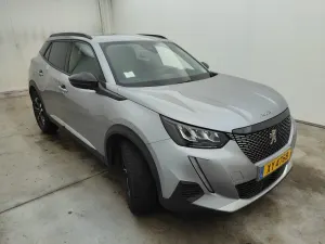 Peugeot 2008 1.2i Allure 2022