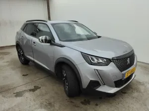 Peugeot 2008 1.2i Allure 2022