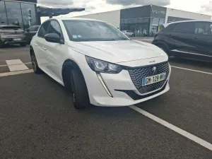 Peugeot 208 50 kWh Allure 2023