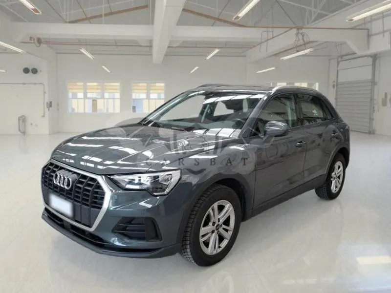 Audi Q3 35 TDI Business 2022