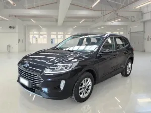 Ford Kuga 1.5 EcoBlue Titanium Business 2022