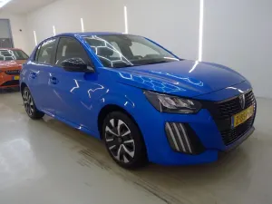 Peugeot 208 1.2i Active 2024