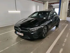 Mercedes-Benz A 180d Luxury Line 2023
