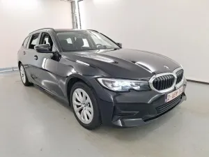 BMW 3 Series Touring 318i 2021