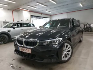 BMW 3 Series Touring 318d Advantage 2021