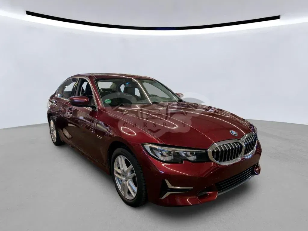 BMW 3 Series 320e 2022
