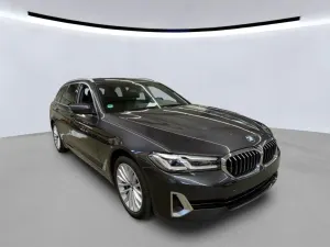 BMW 5 Series Touring 530e 2021