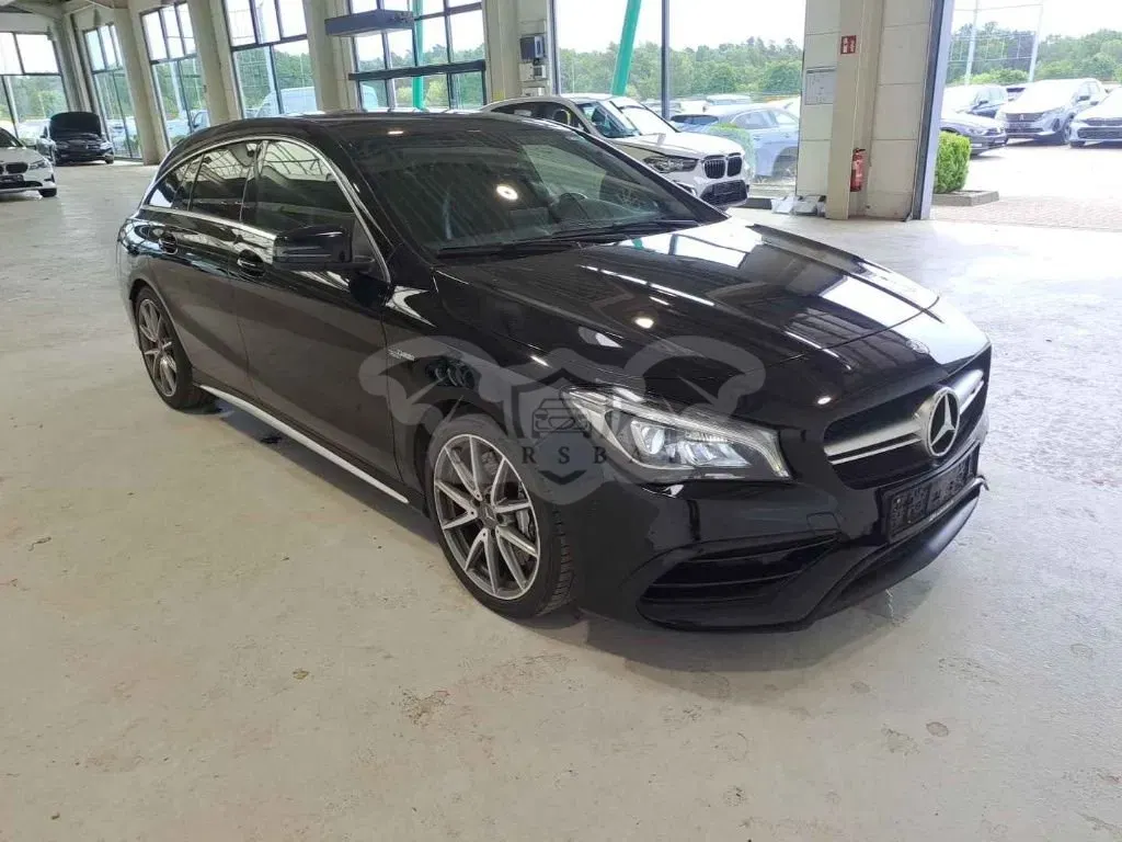 Mercedes-Benz CLA AMG 45 2016