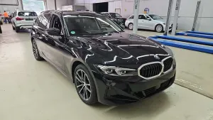 BMW 3 Series Touring 330e 2025