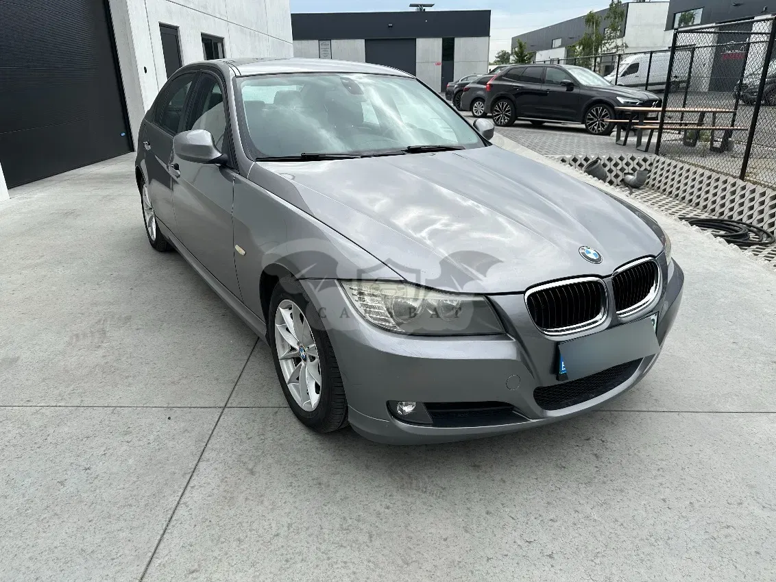 BMW 3 Series 318d Executive 2011