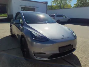 Tesla Model Y Long Range 2023