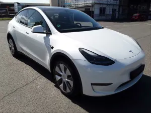 Tesla Model Y Long Range 2023
