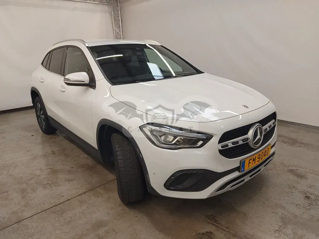 Mercedes-Benz GLA 200d 2021