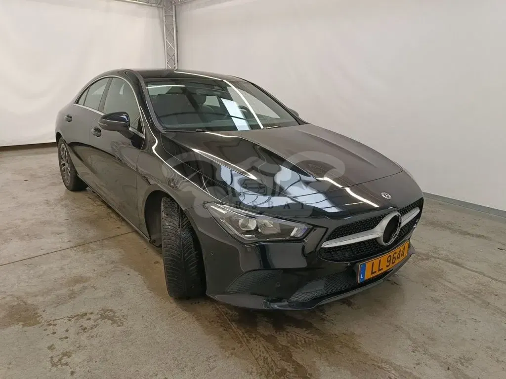 Mercedes-Benz CLA 180 2023