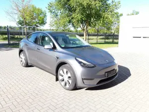 Tesla Model Y Long Range 2023