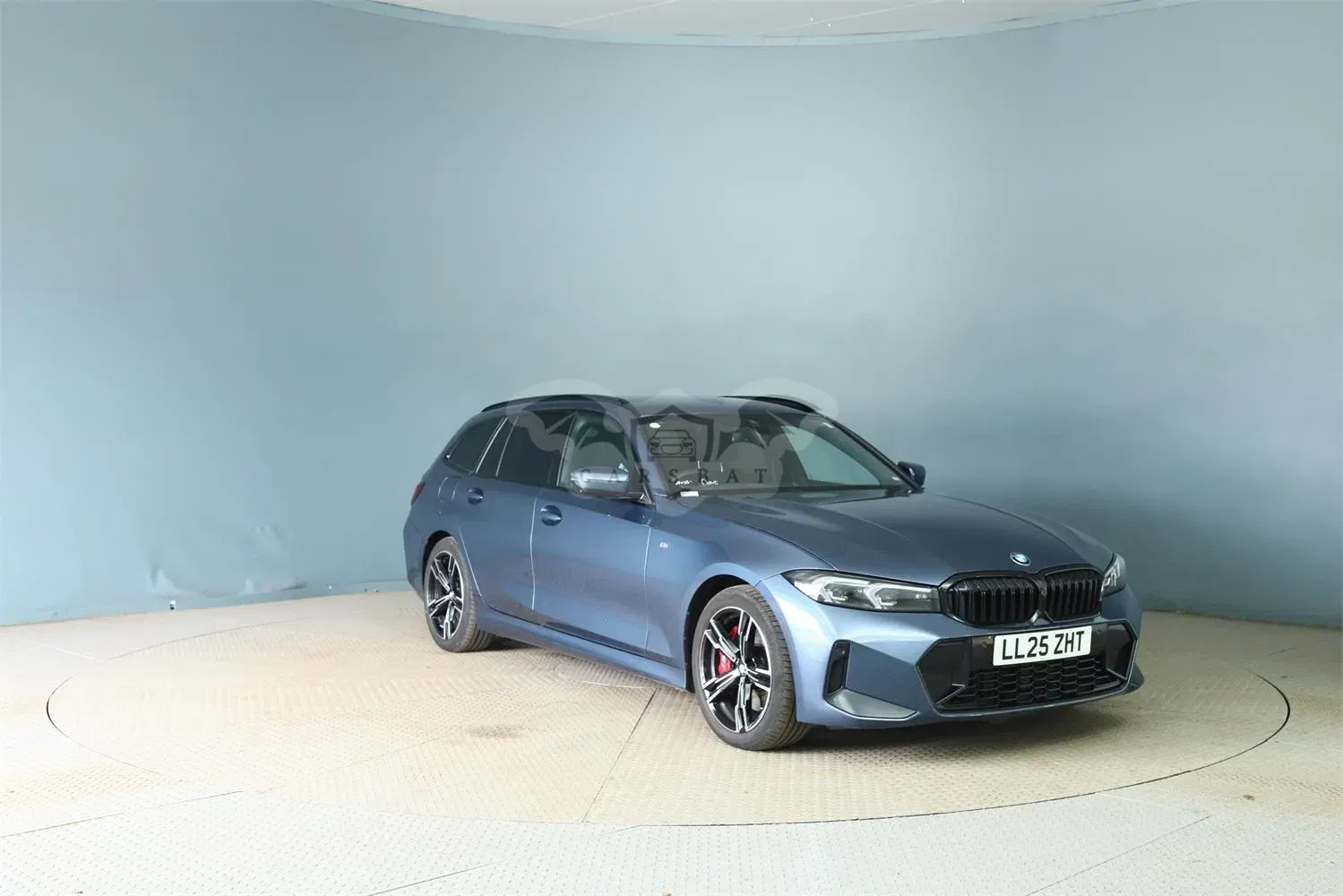 BMW 3 Series Touring 320i M Sport 2025