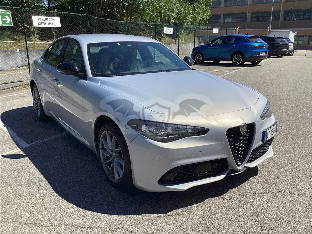 Alfa Romeo Giulia Business 2024