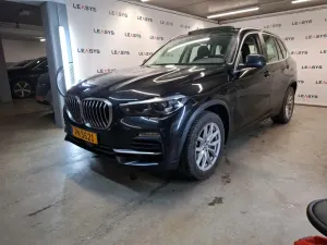 BMW X5 45e 2021