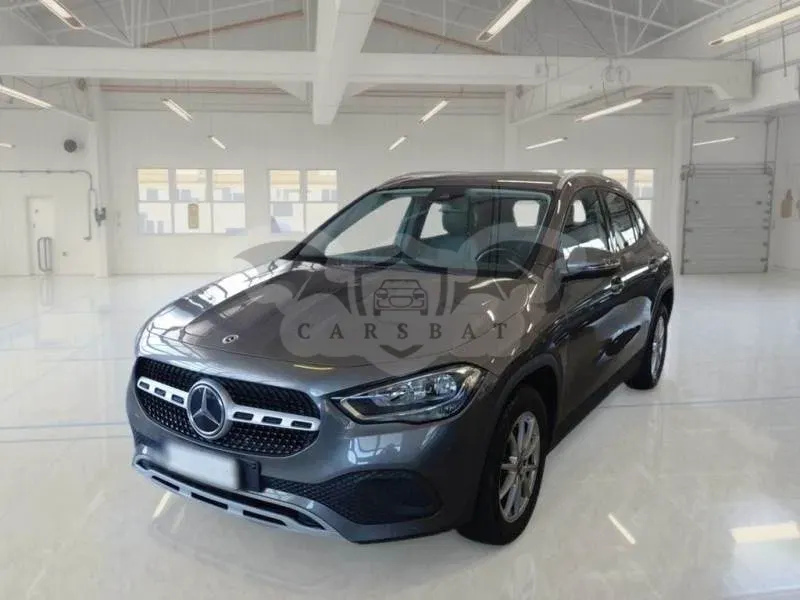 Mercedes-Benz GLA 200d Business 2021
