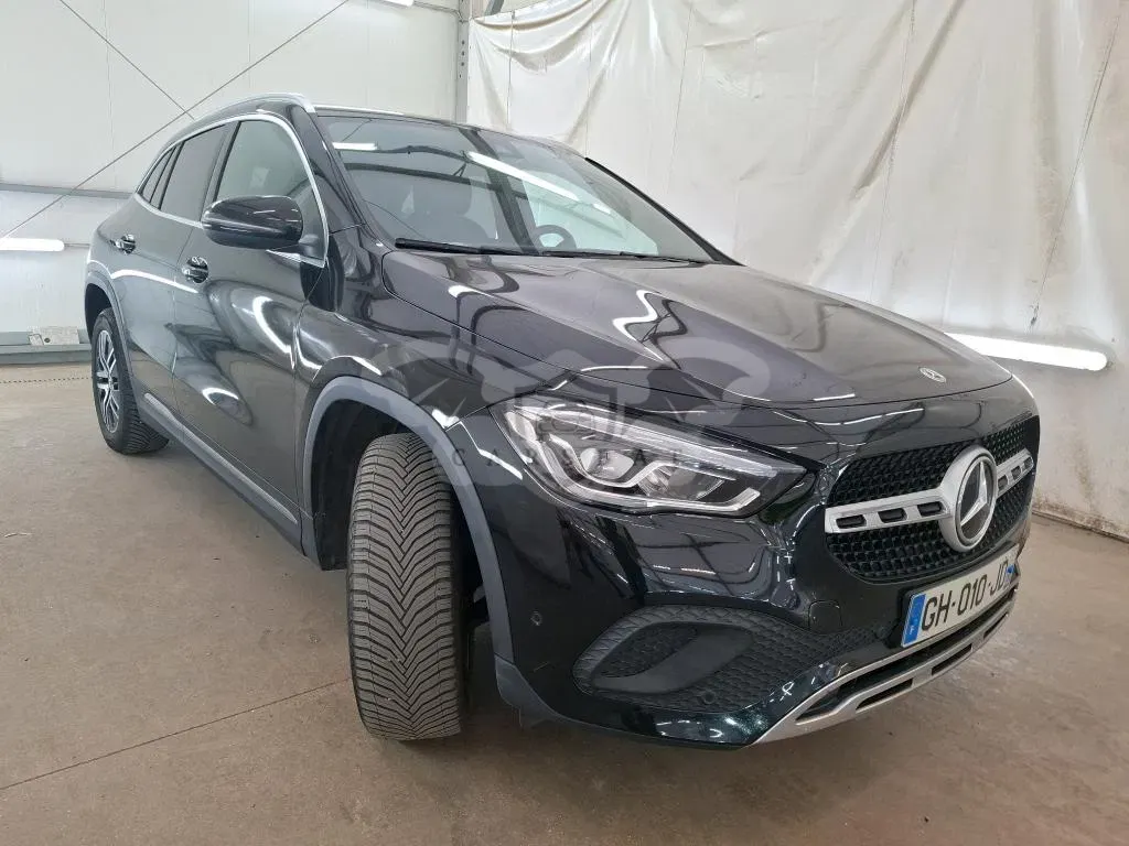 Mercedes-Benz GLA 200d progressive 2022