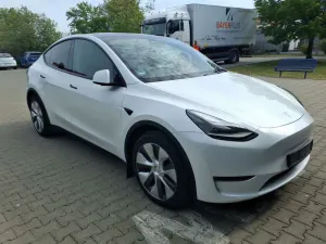 Tesla Model Y Long Range 2023