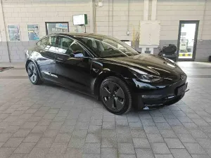 Tesla Model 3 75 kWh 2022