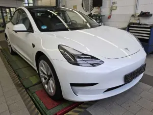 Tesla Model 3 54 kWh 2022