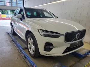 Volvo XC60 3.2 Momentum Pro 2022