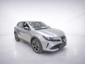Alfa Romeo Junior 51 kWh 2025