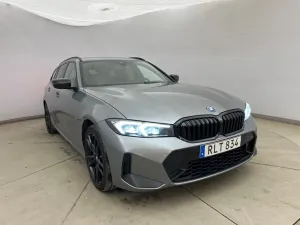 BMW 3 Series Touring 330e 2023