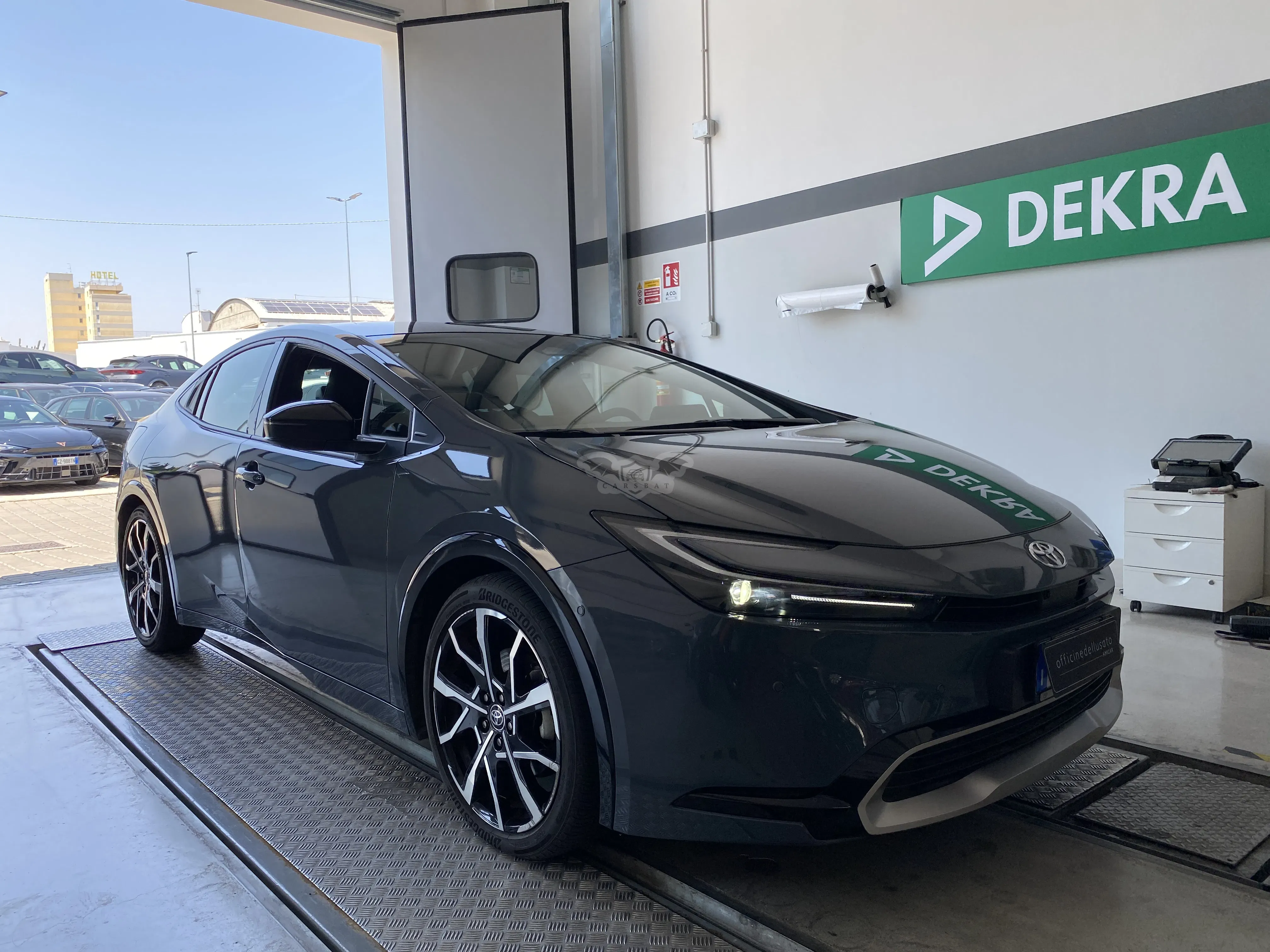 Toyota Prius 2.0 Lounge 2025