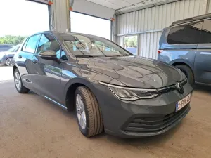 Volkswagen Golf 1.0 TSI Life Business 2024
