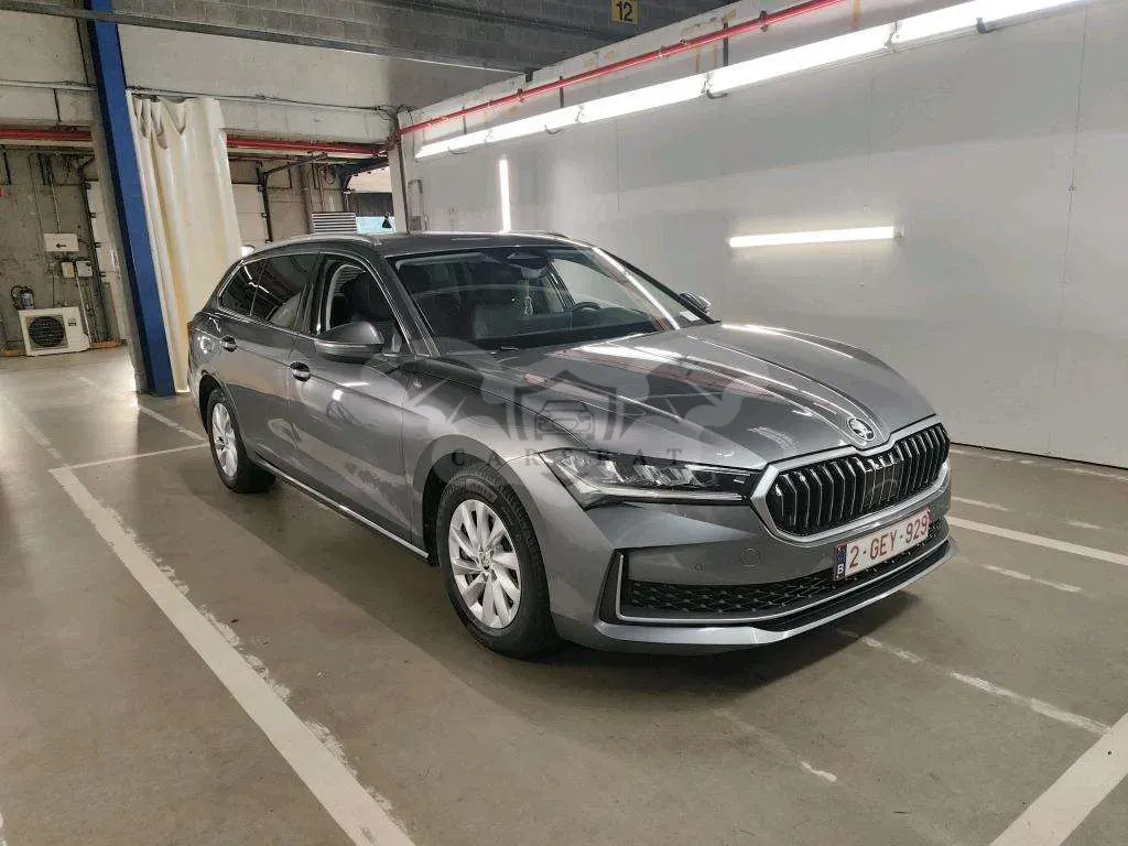 Skoda Superb Combi 1.5 TSI 2024