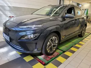 Hyundai Kona Select 2023